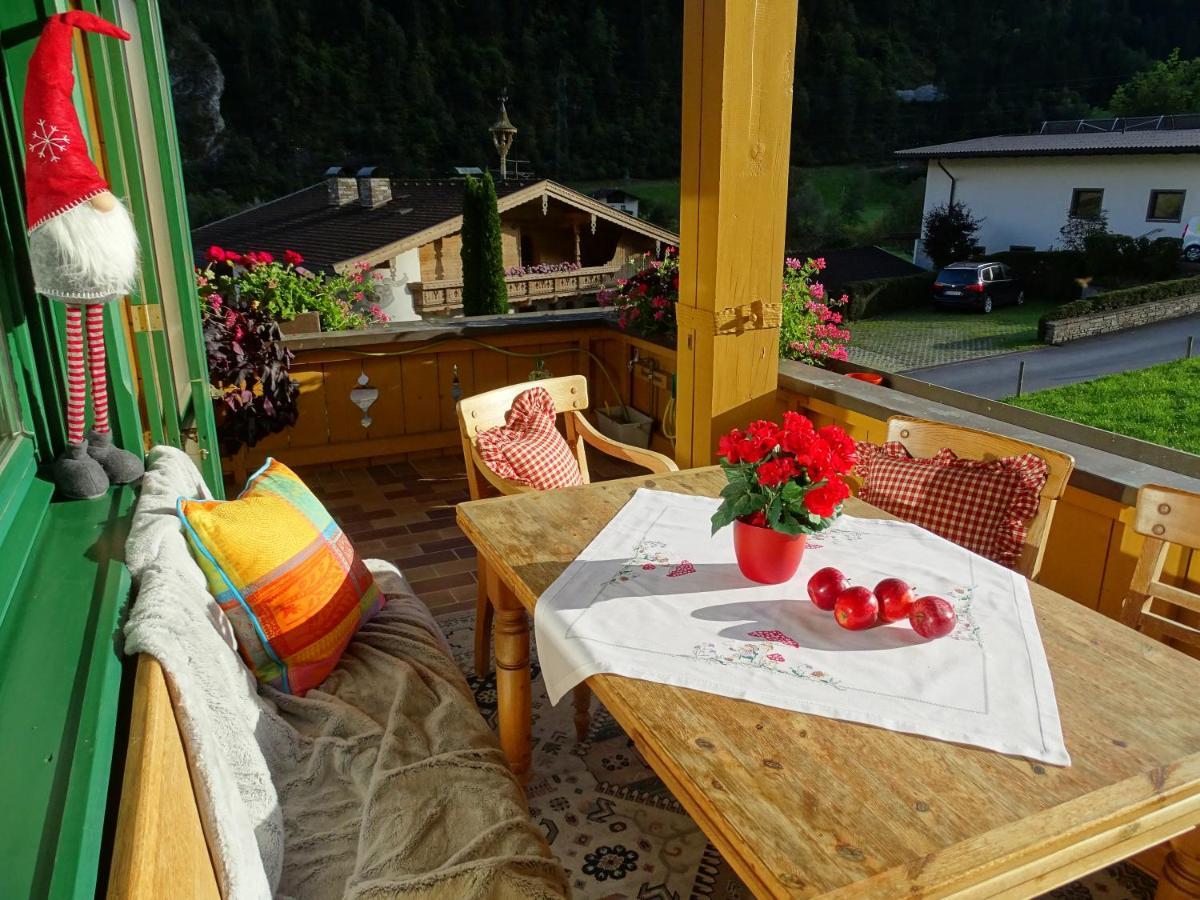 Appartementhaus Zillertal By Piaunddirk Финкенберг Экстерьер фото